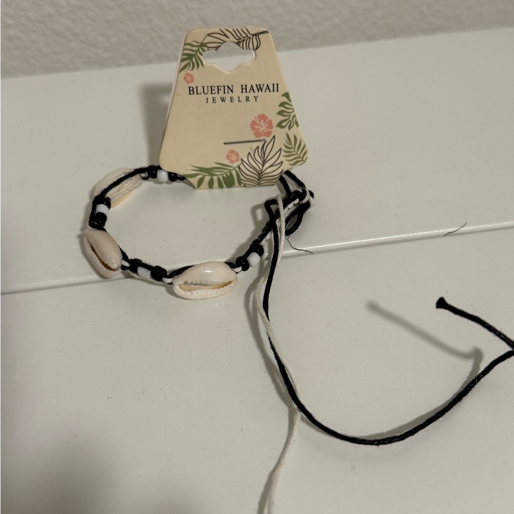 Bluefin Hawaii Shell Bracelet